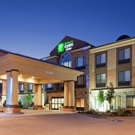 Holiday Inn Express Richfield By Ihg Экстерьер фото