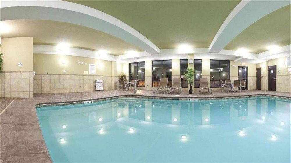 Holiday Inn Express Richfield By Ihg Экстерьер фото