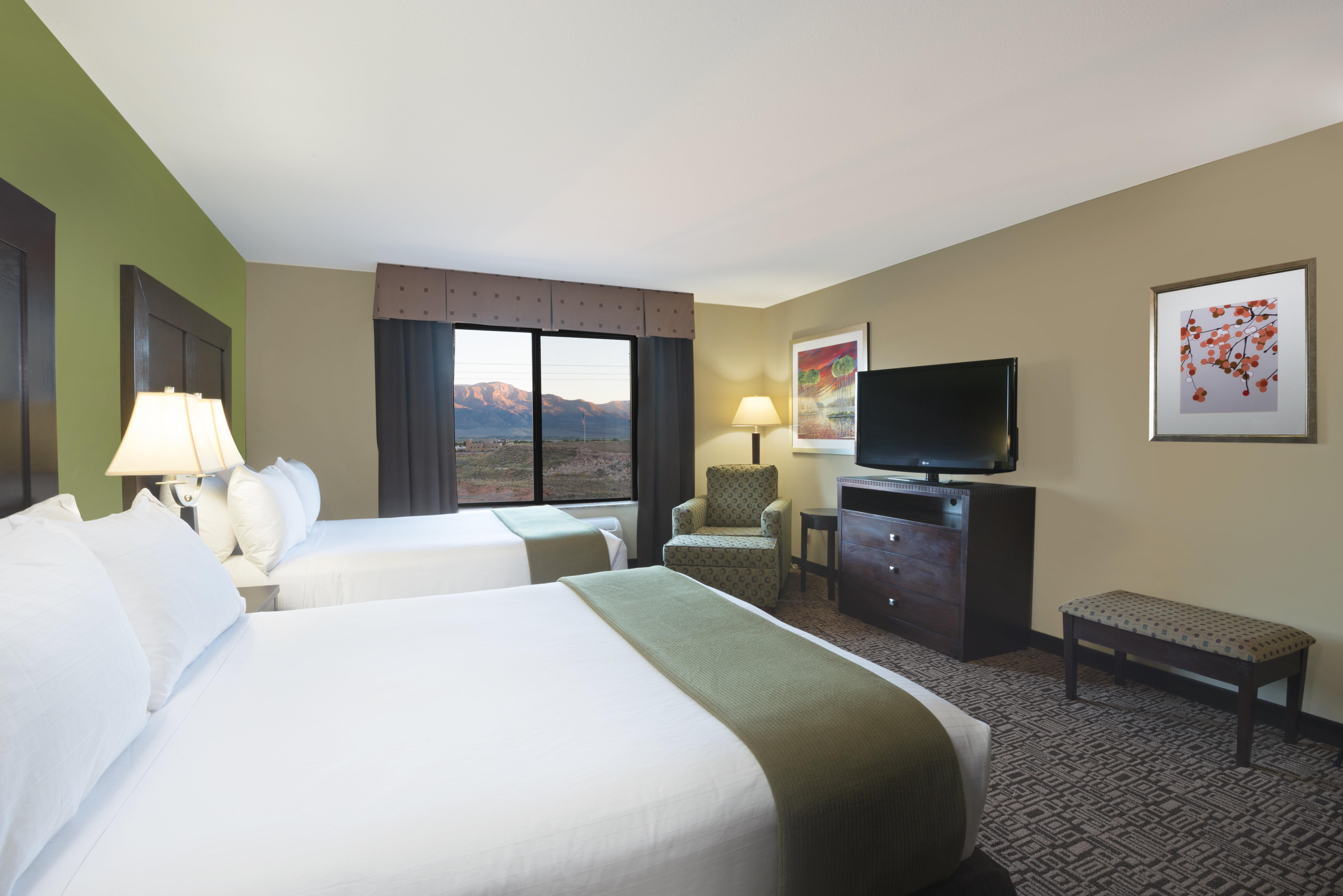 Holiday Inn Express Richfield By Ihg Экстерьер фото