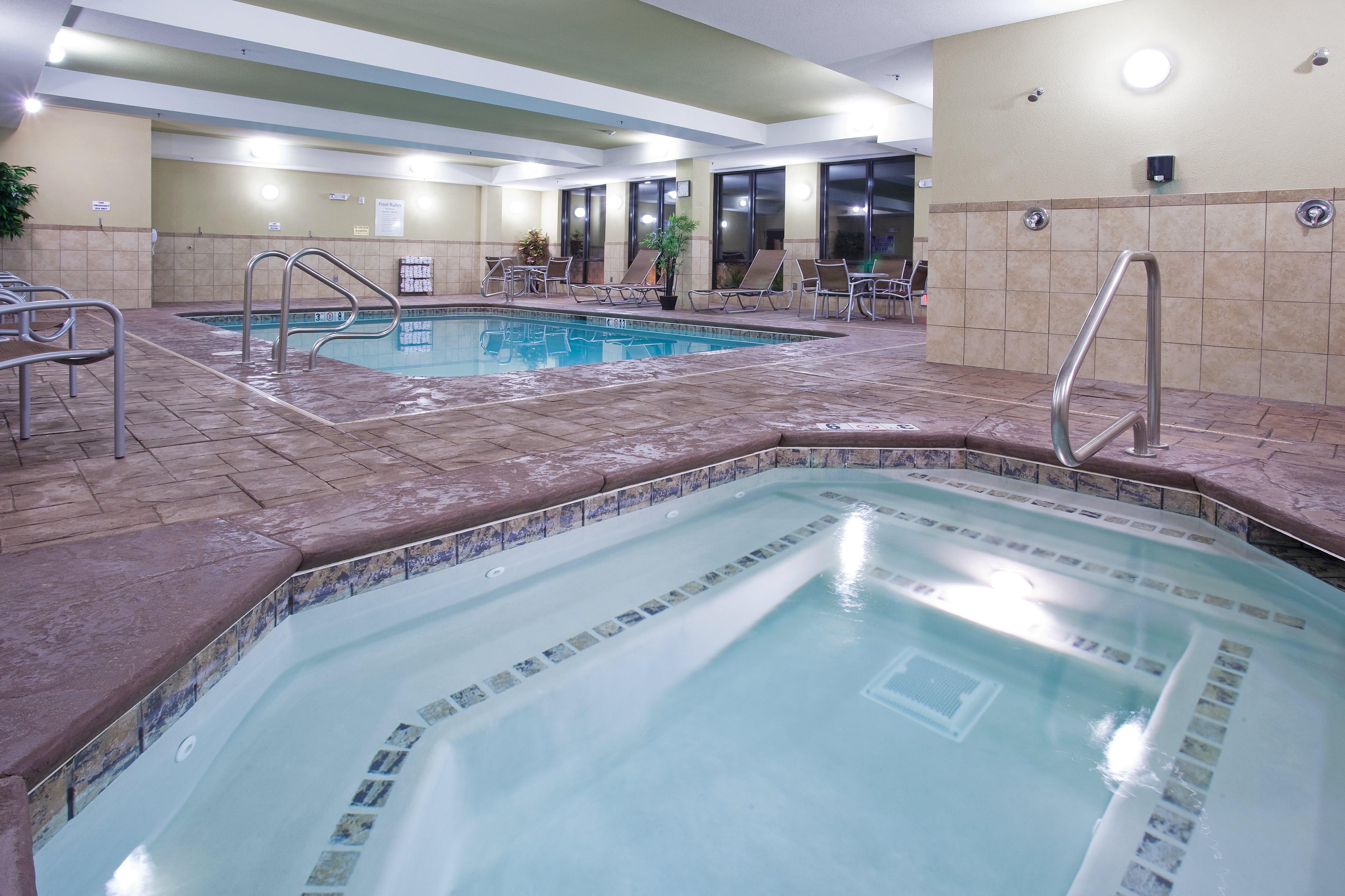 Holiday Inn Express Richfield By Ihg Экстерьер фото